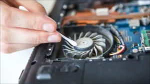 čišćenje laptopa od prašine