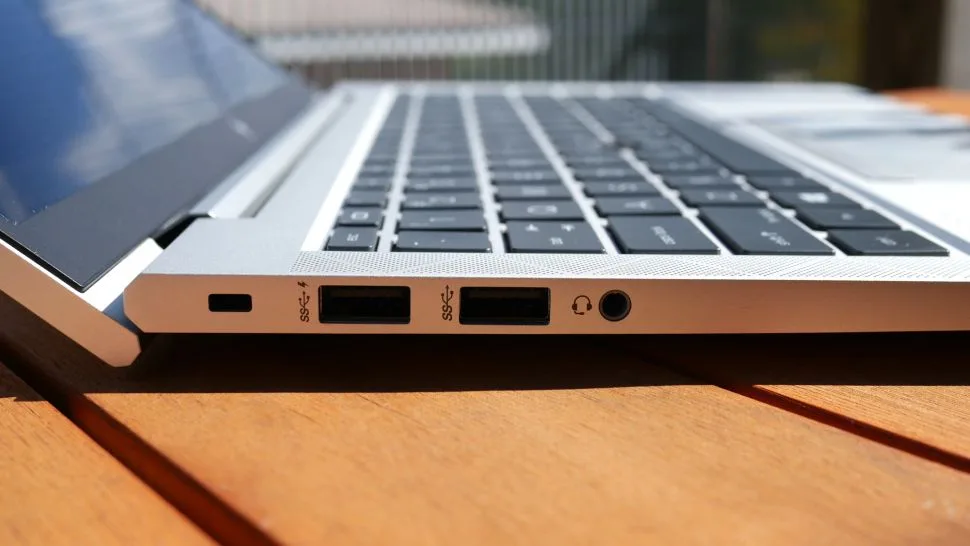 HP Elitebook 830 G7