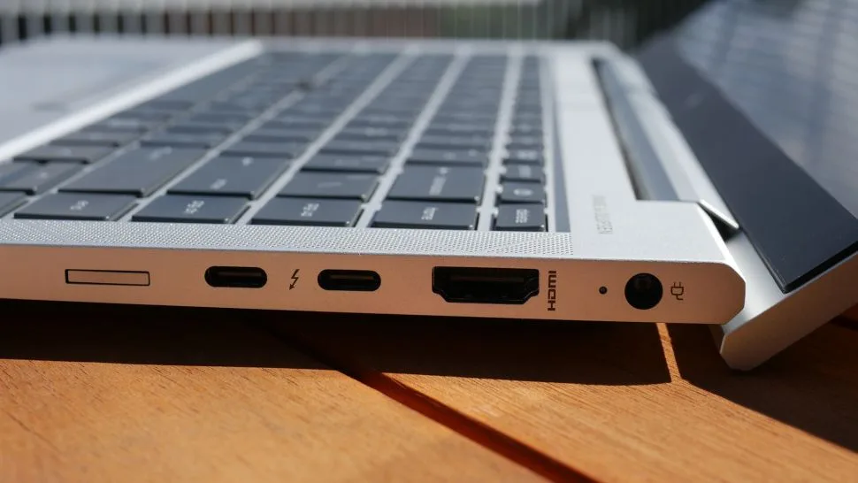 HP Elitebook 830 G7 - Image 2